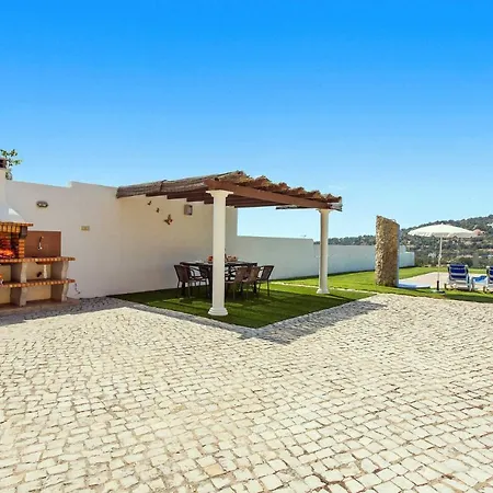 Ribeiro Tomas By Villa